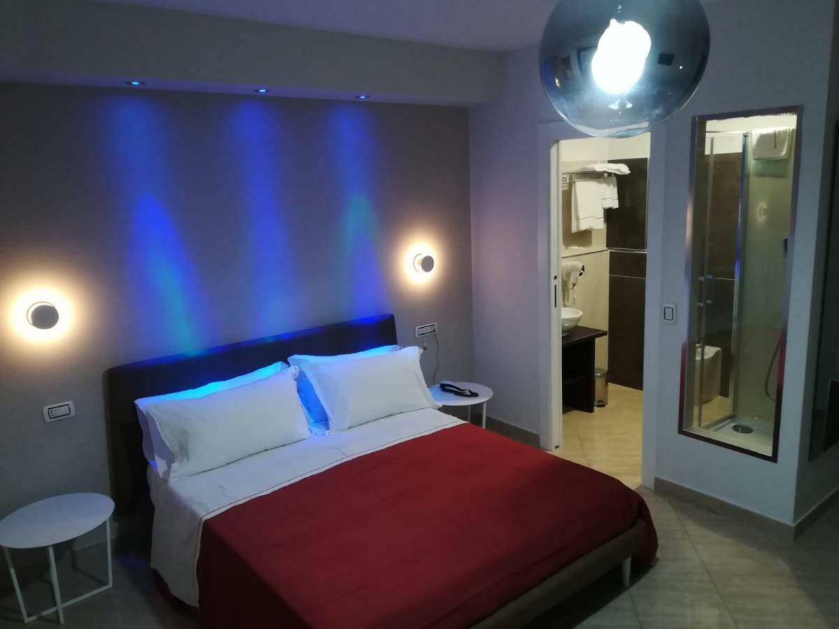 Sonevi Rooms Nápoly Kültér fotó