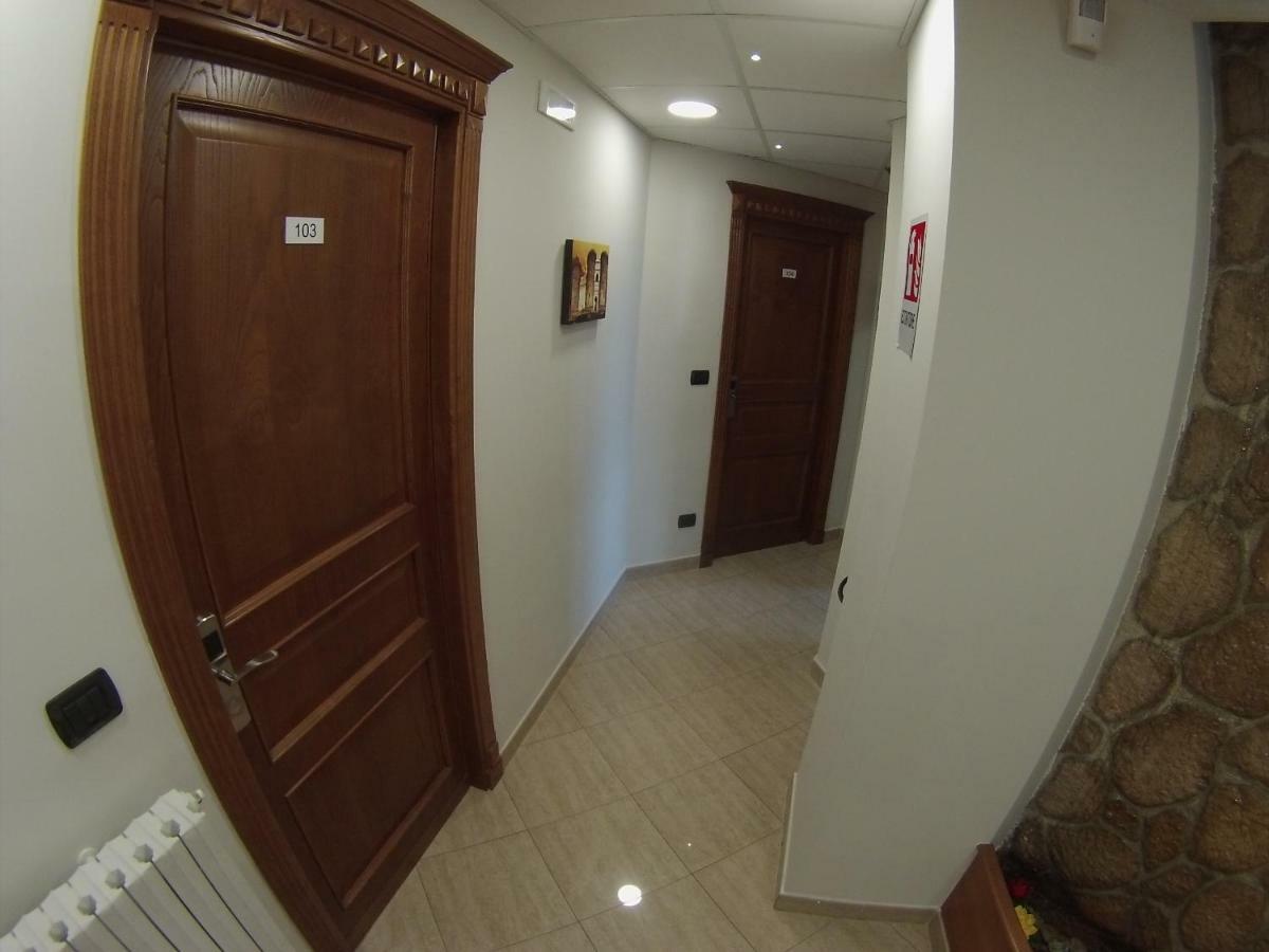 Sonevi Rooms Nápoly Kültér fotó