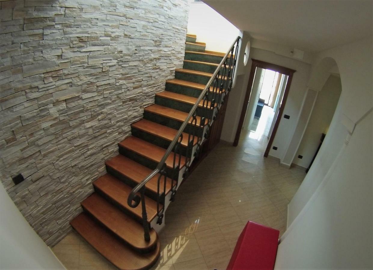Sonevi Rooms Nápoly Kültér fotó